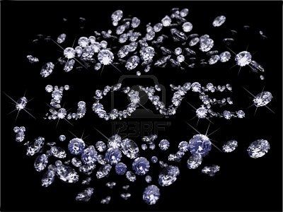 7758132-valentines-day-diamonds.jpg
